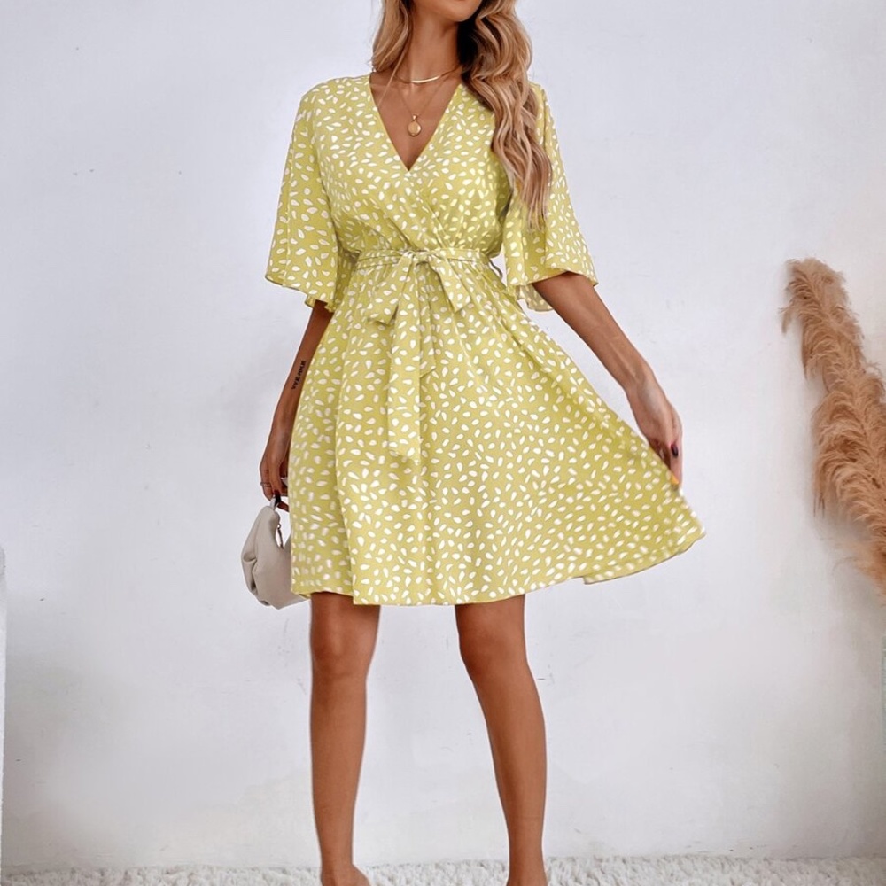 Boho Yellow Leopard Print Butterfly Sleeve Mini Dress - Picture 3 of 5